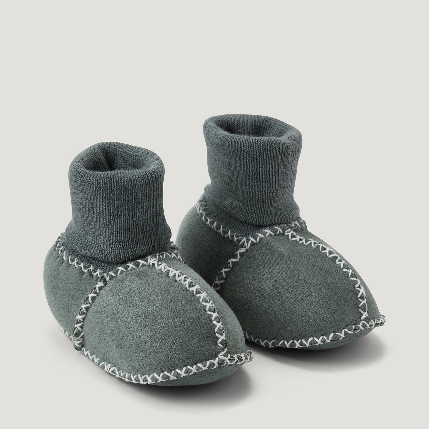 🎁 Cosy Mocs (100% off)